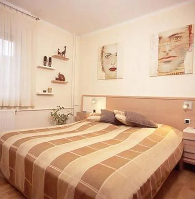 ABC Guesthouse - Image 1