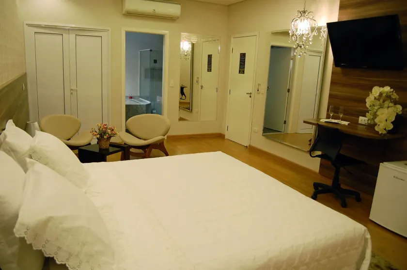 Solar Plaza Hotel - Image 1