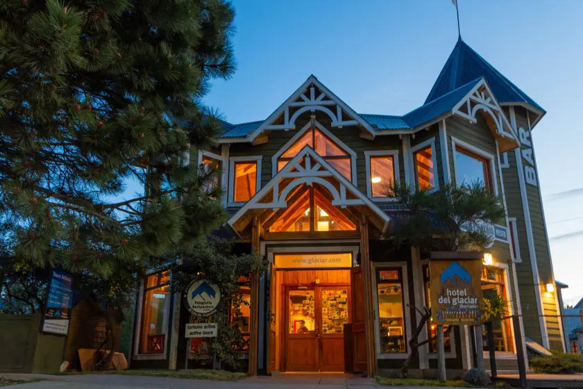Del Glaciar Libertador Hotel - Image 1