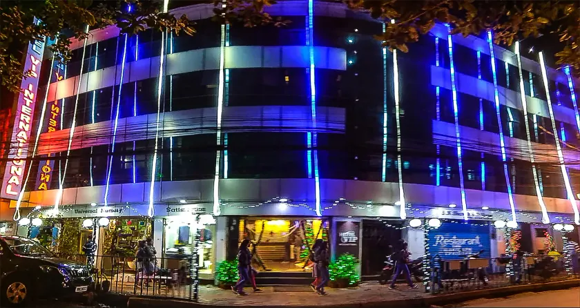 Hotel VIP International - Image 1