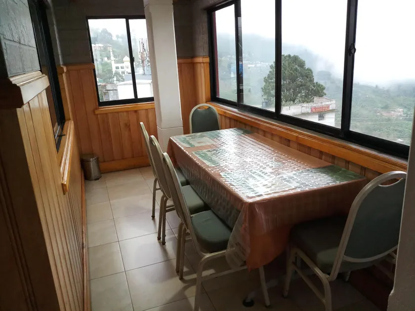 Highcliffe Guest House - Image 1