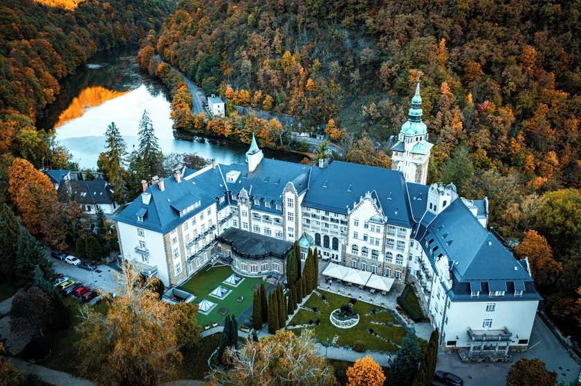 Hotel Palota Lillafured - Image 1