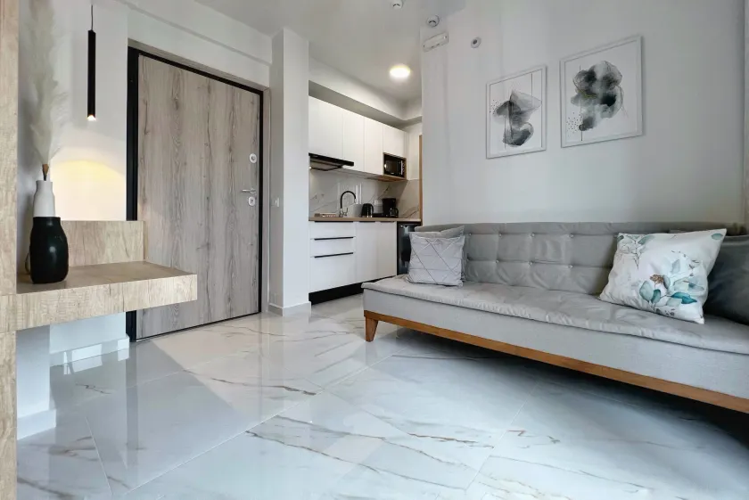 B&K ROOMS - Image 1