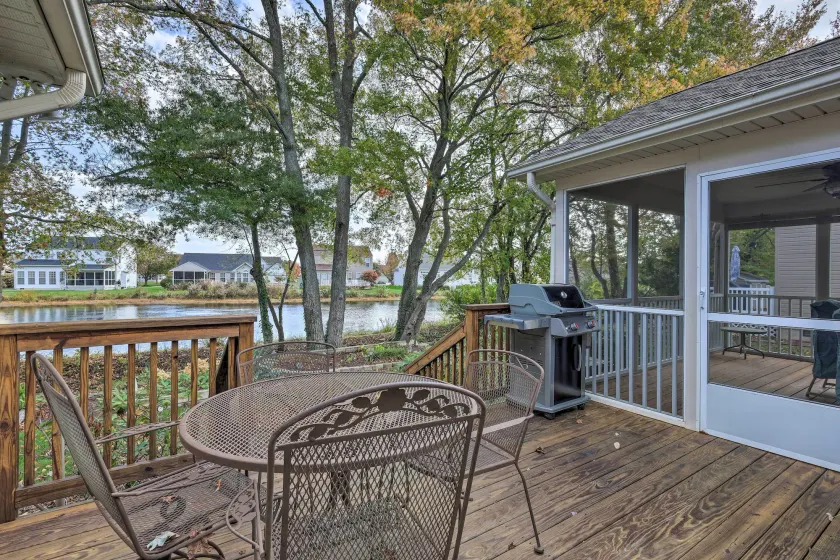 3 Mi to Coast: Pool & Serene Pond Views - Image 1