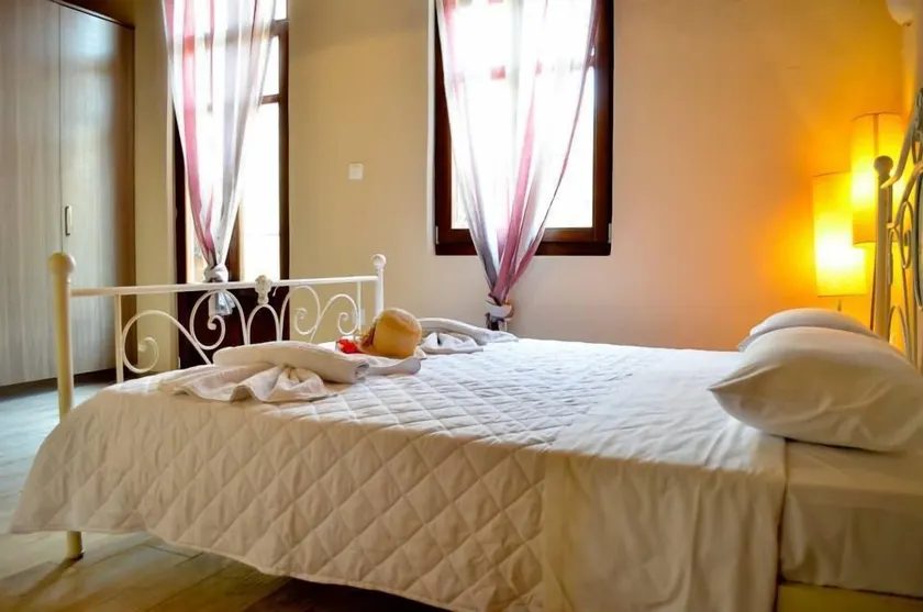 Asikiko Suites - Rethymno Old Town Retreats - Image 1