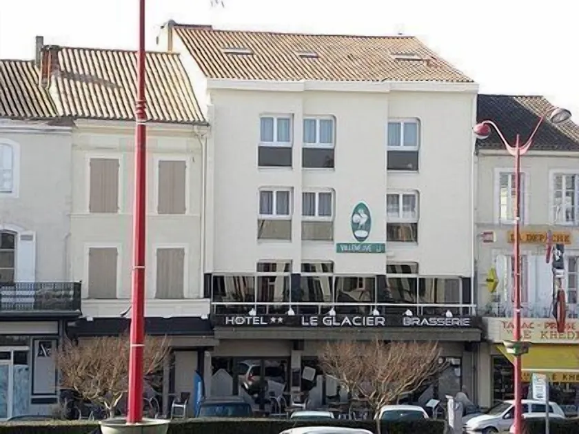 Hôtel Le Glacier - Image 1