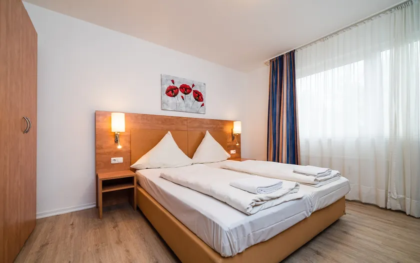 G & L Hotel Dortmund - Image 1