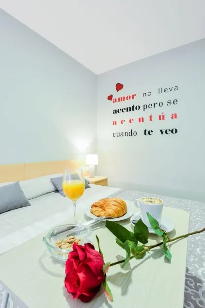 Hotel Viñas 17 - Image 1