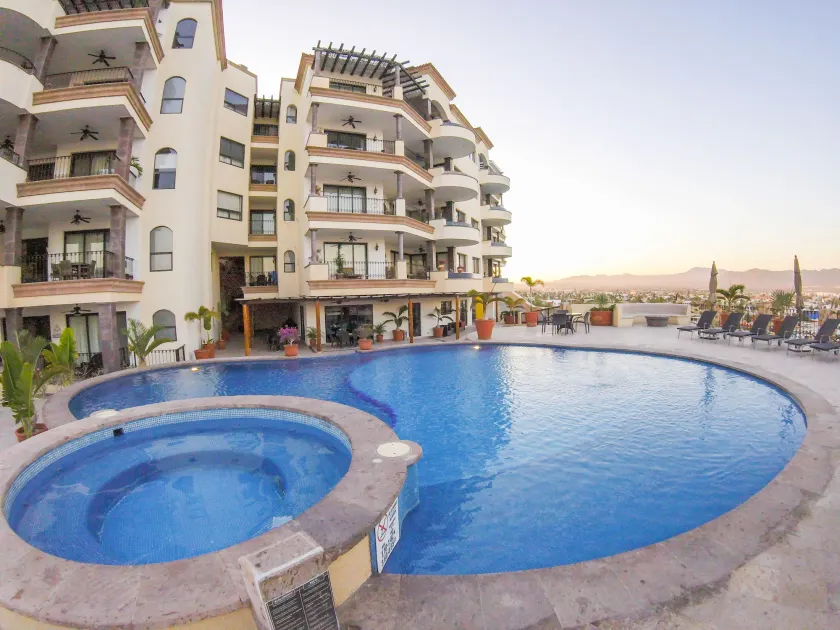 La Vista Luxury Villas - Image 1