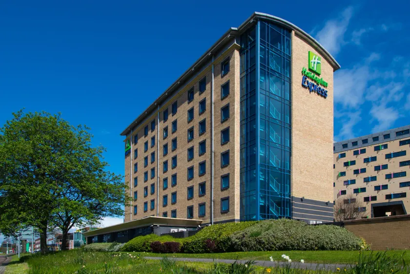 Holiday Inn Express Leeds City Centre by IHG - Image 1