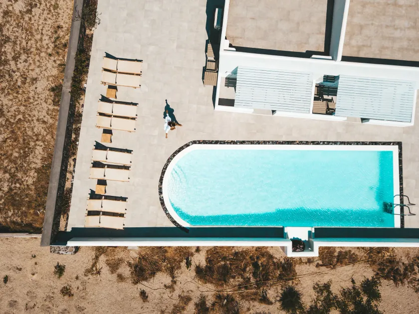 Daylight Hotel - Image 1
