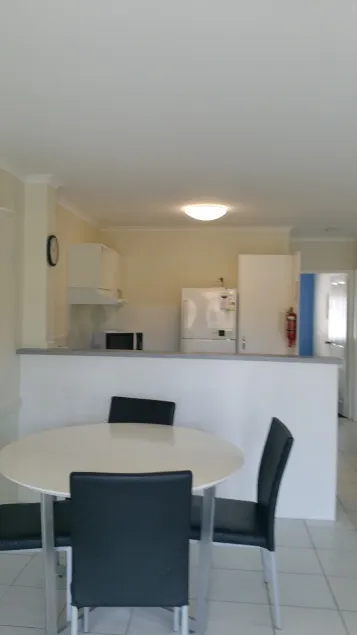 Pacific Sands Holiday Apartments - Image 1
