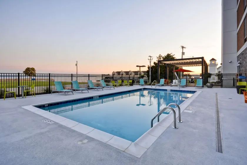 Home2 Suites by Hilton Decatur Ingalls Harbor - Image 1
