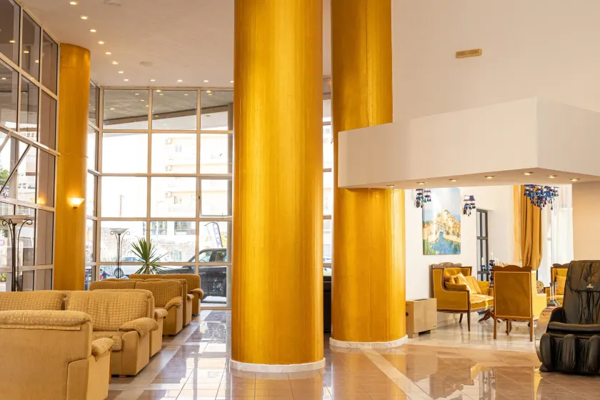 Santa Marina Unique Hotel - Hall