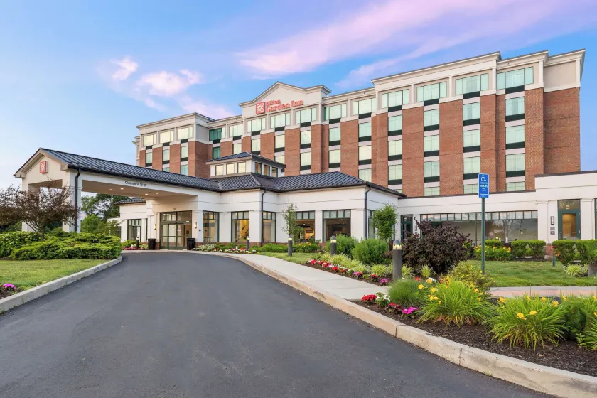Hilton Garden Inn Wallingford/Meriden - Image 1
