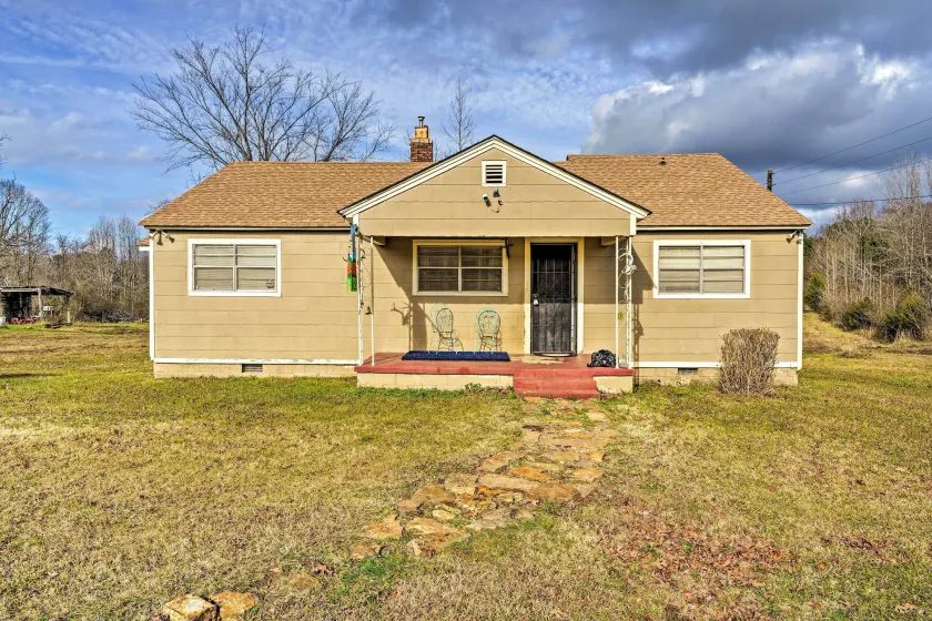 Oxford Home on Private Land < 7 Mi to Dtwn! - Image 1