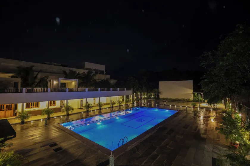 Nilan Zingle Resort - Image 1