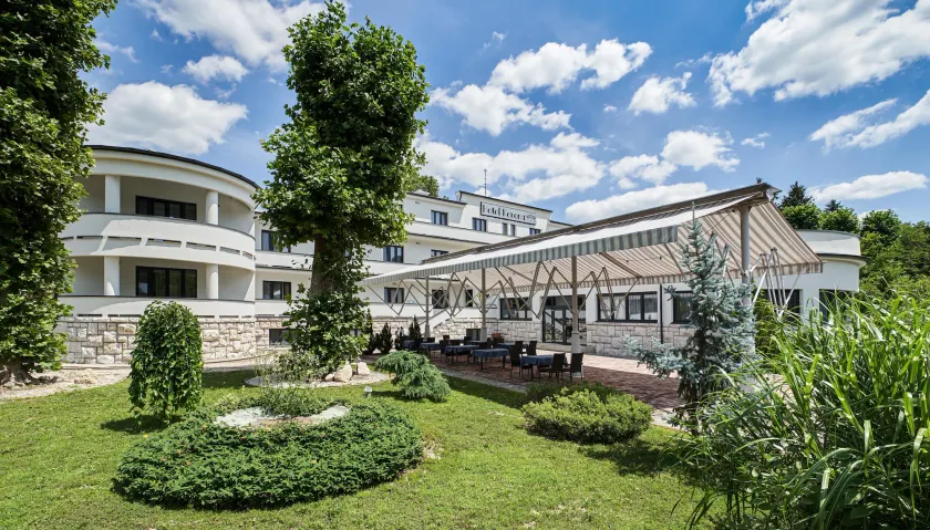Hotel Korona - Image 1