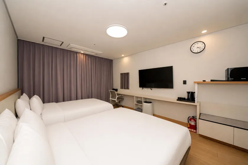 Best Western Asan Hotel - Image 1