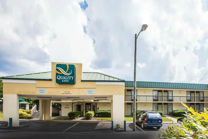 Quality Inn Madison - Image 1