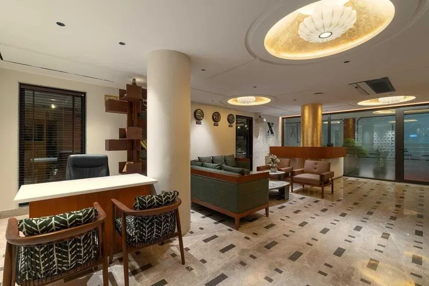 EliXYS Suites By Daawat Mohali Chandigarh - Vestíbulo