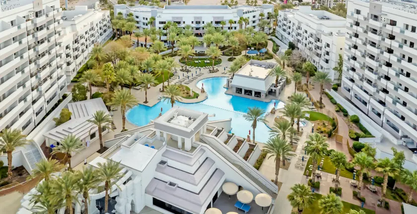 Hilton Vacation Club Cancun Resort Las Vegas - Image 1
