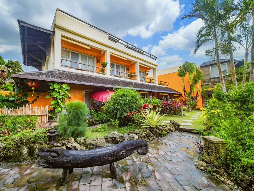 Red Garden Resort - Image 1