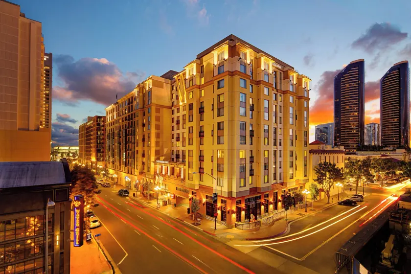 Residence Inn by Marriott San Diego Downtown/Gaslamp Quarter - Image 1