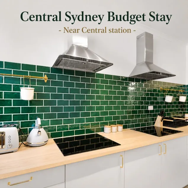 Azzurro Pod Hotel Central Sydney - Near Central Station - Image 1