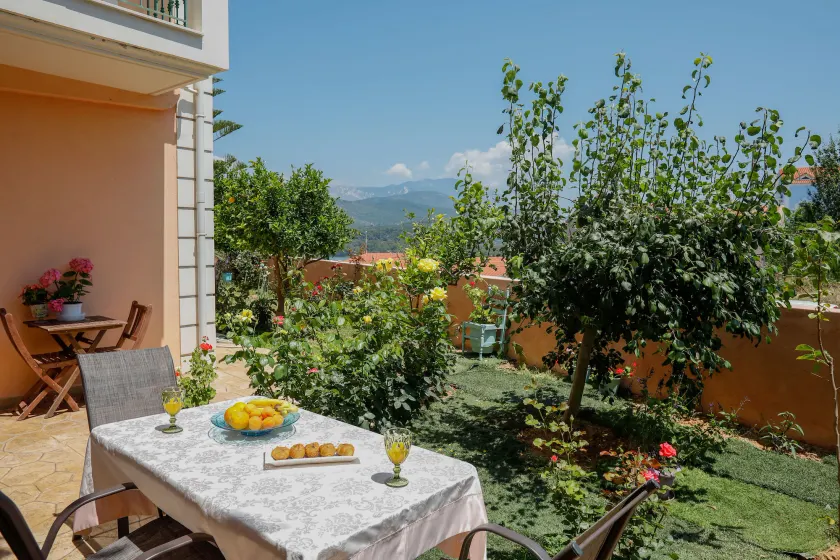 Elisso Apartment - Image 1