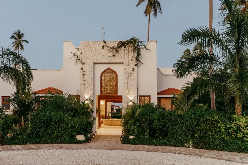 LUX* Marijani Zanzibar - Image 1