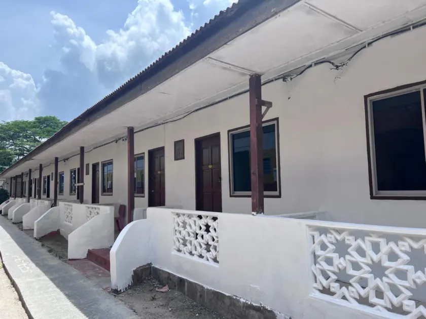 Cenang Rest House - Image 1
