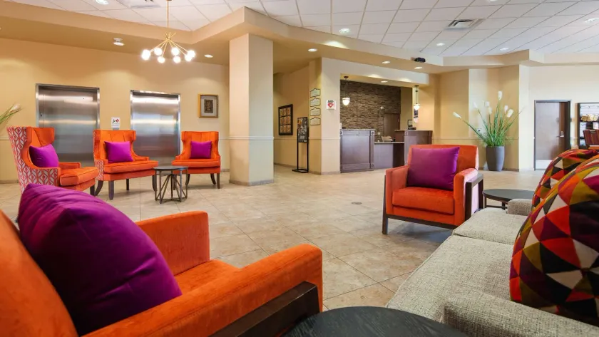 Radisson Hotel River Falls - Image 1