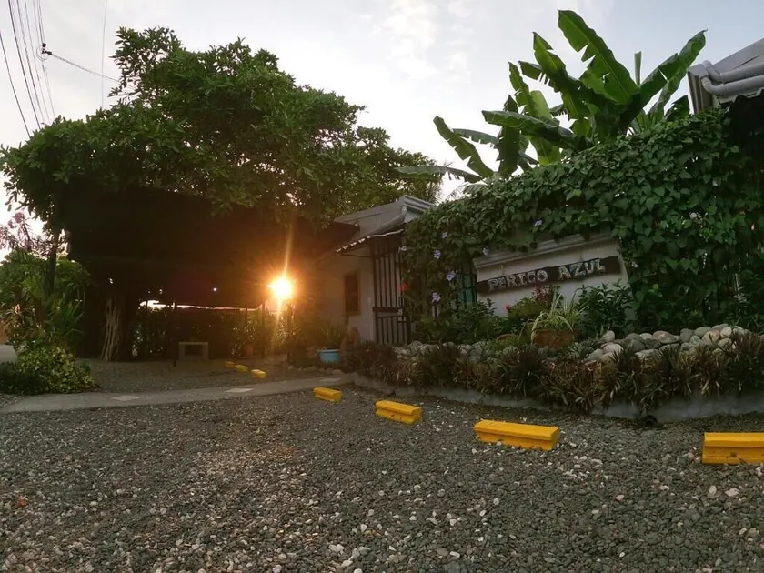 Hotel Perico Azul & Surf Camp - Image 1