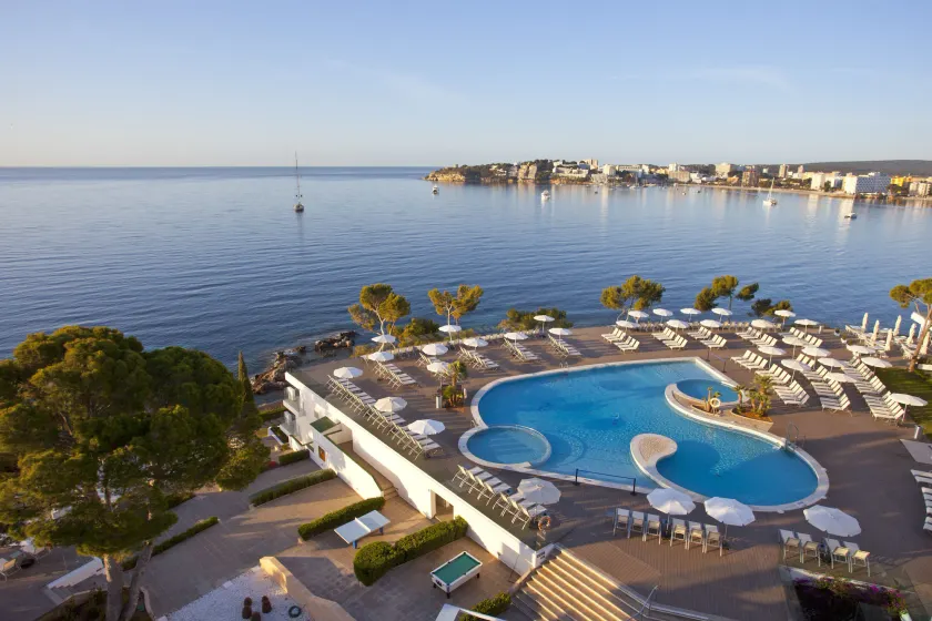Aparthotel Ponent Mar - Image 1