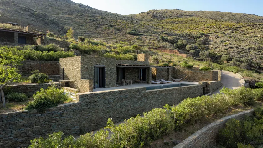 Onar Andros - Image 1