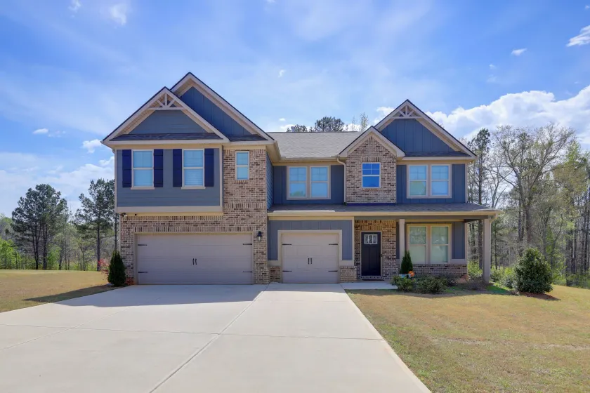 Race Days & Family Fun! Spacious Locust Grove Home - Image 1