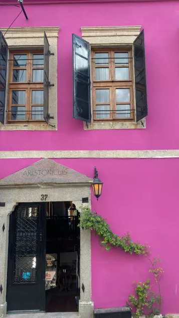 Aristonicus Boutique Hotel - Image 1