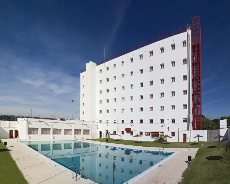 Albergue Inturjoven Jerez De La Frontera - Image 1
