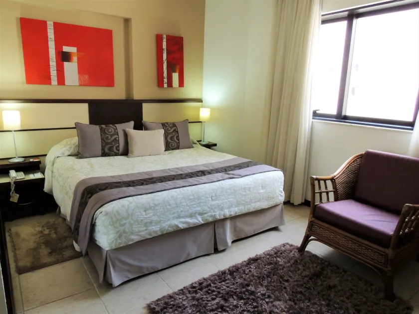 Mondrian Suite Hotel - Image 1