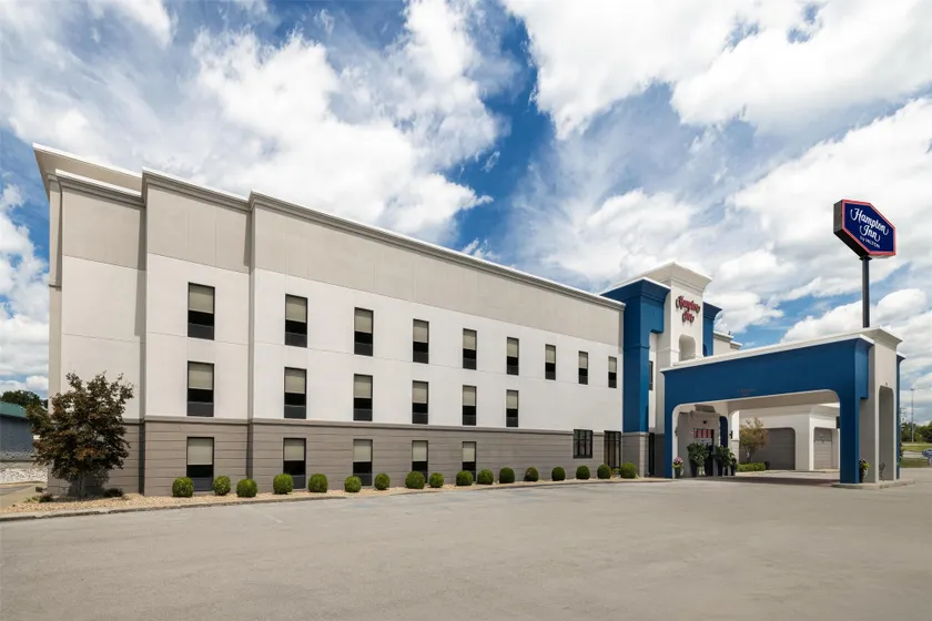 Hampton Inn Williamsburg - Image 1