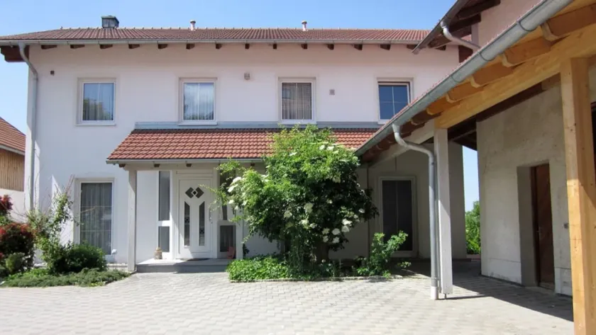 Gasthaus Pension Augenstein - Image 1