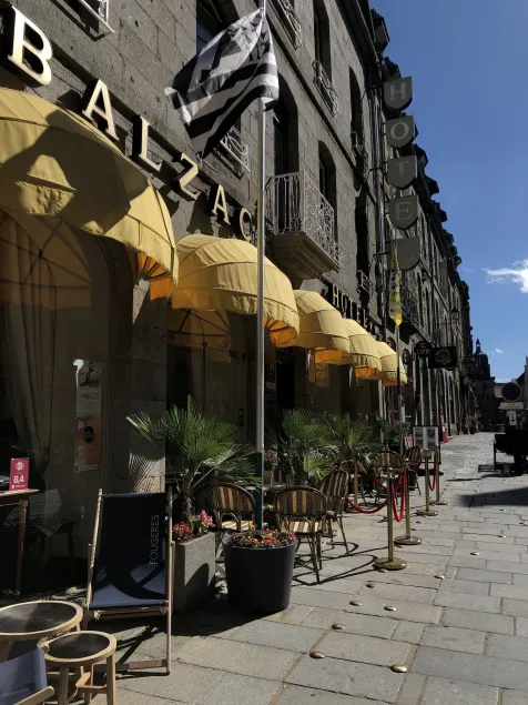 Balzac Hôtel Restaurant - Image 1