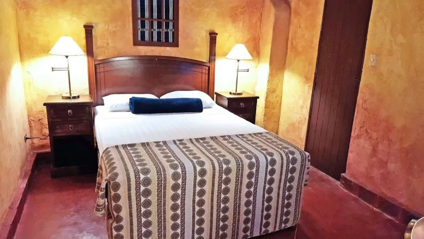 Hotel Primavera Antigua - Image 1