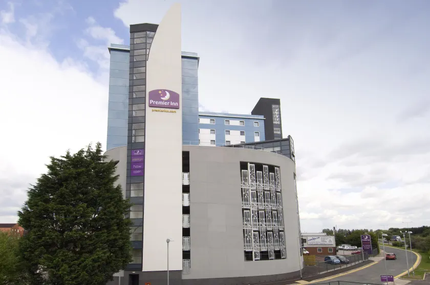 Premier Inn Hull City Centre - Image 1