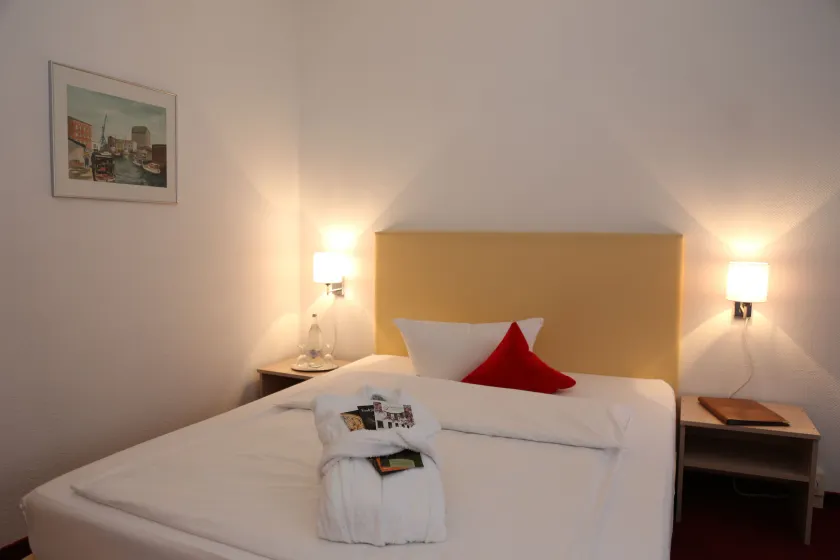 Lindenhotel Stralsund - Image 1