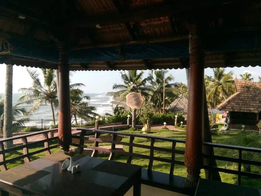 SUN VIEW Beach Resort - Image 1