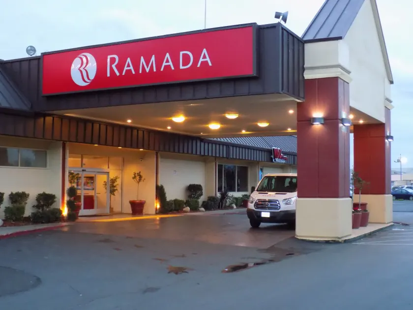 Ramada by Wyndham Sacramento - Image 1