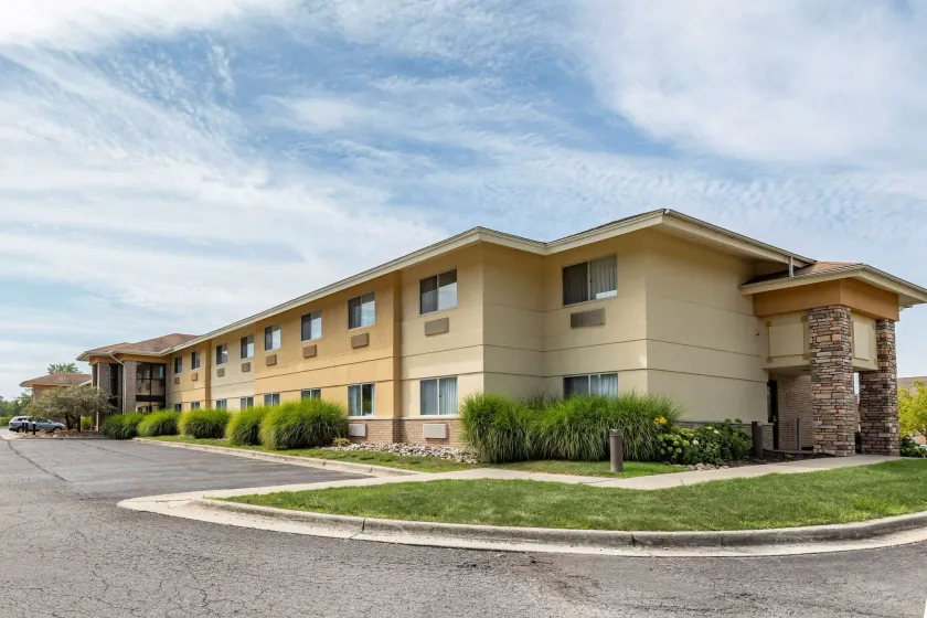 Comfort Inn Okemos - East Lansing - Image 1