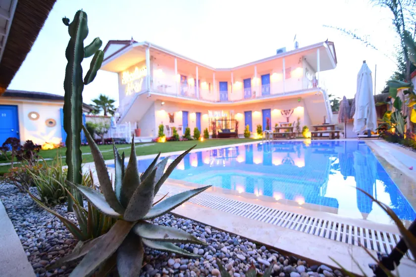 Rhodium Hotel Alaçatı - Image 1